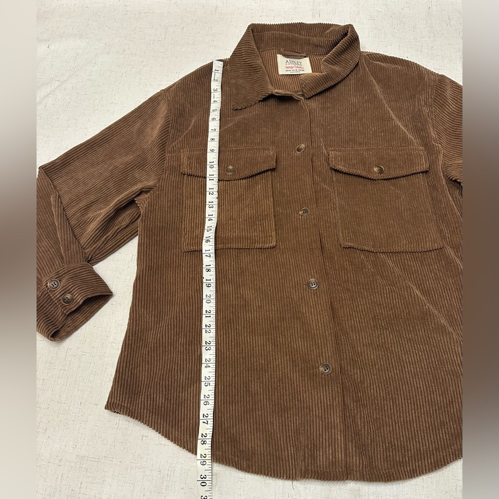 đAshley By 26 International Corduroy Button-Down Shirt - Brown - Picture 6 of 9